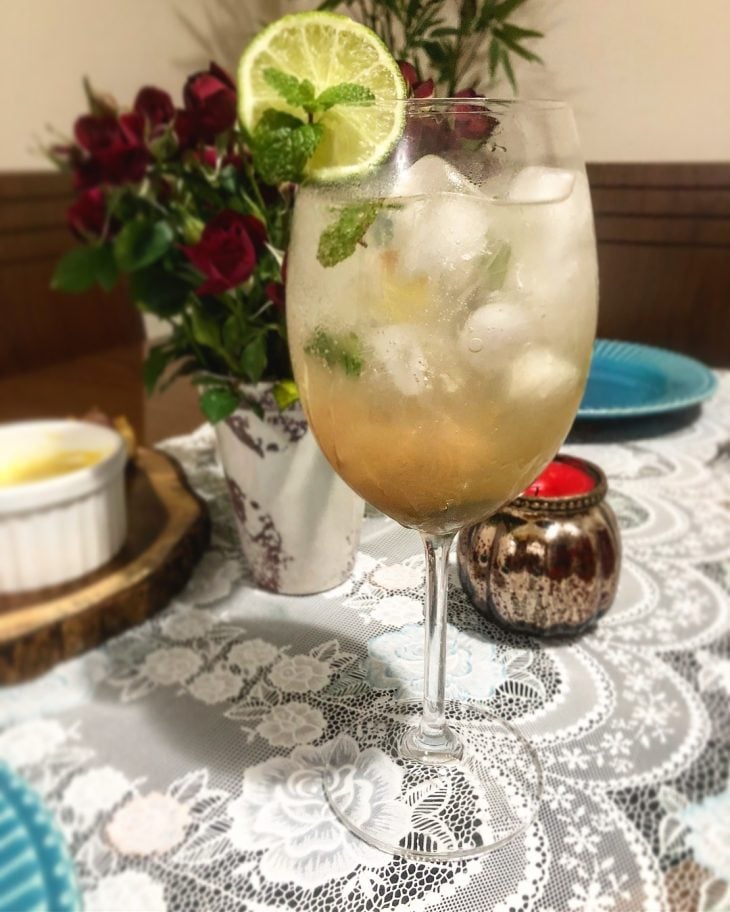 Mojito de gengibre sem álcool