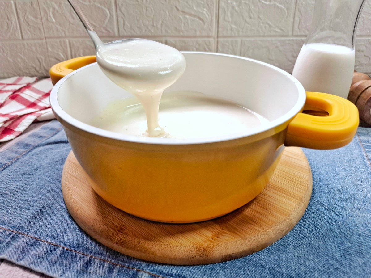 Molho bechamel com creme de leite