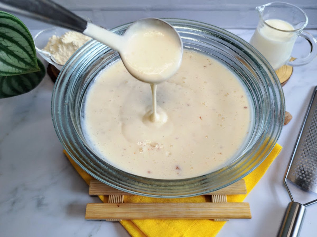 Molho branco com creme de leite e requeijão