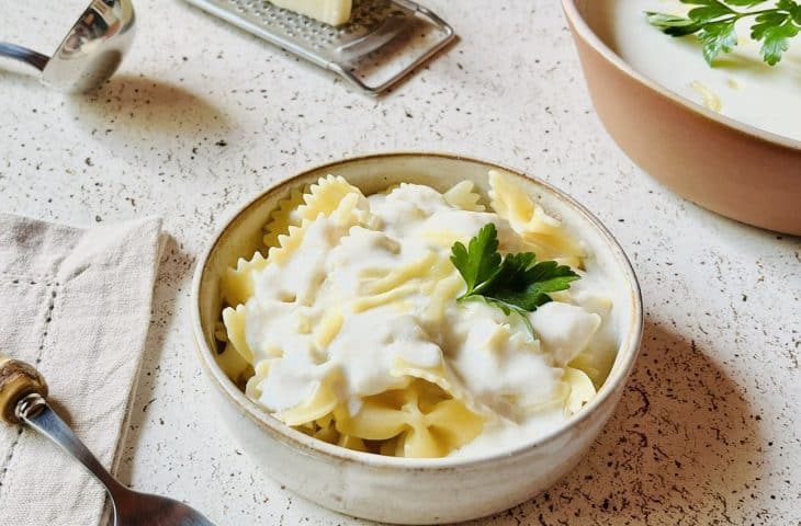 Molho branco para macarrão com creme de leite