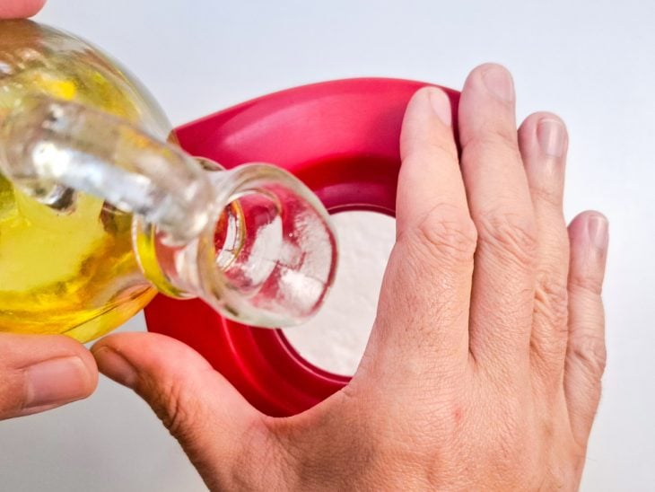 Óleo adicionado no liquidificador.