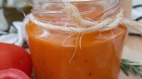 Molho de tomate na airfryer