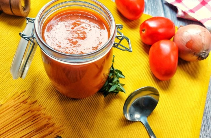 Molho de tomate no liquidificador