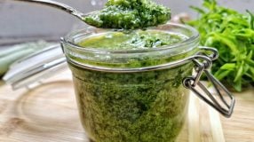Molho pesto fácil e rápido