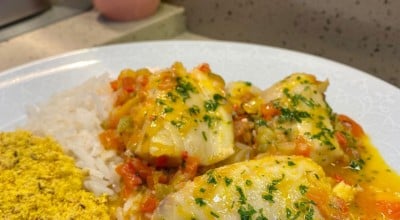 Moqueca de merluza no forno