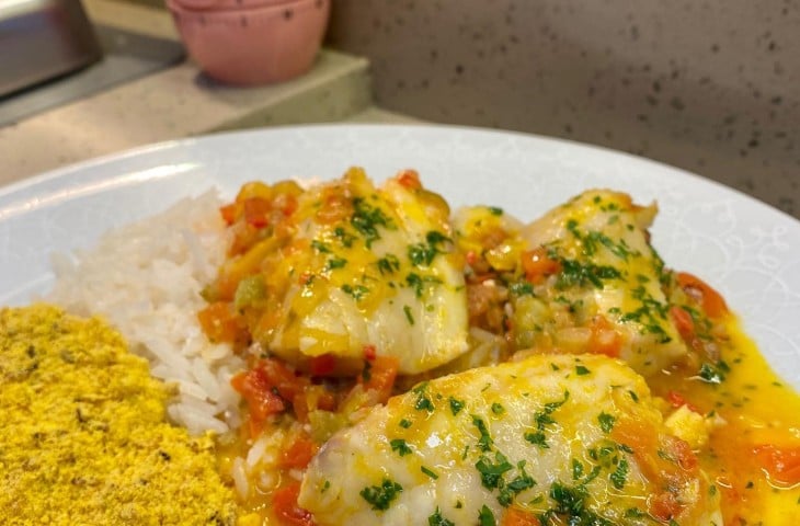 Moqueca de merluza no forno