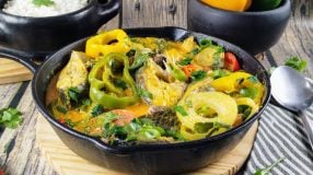 Moqueca de tilápia em postas