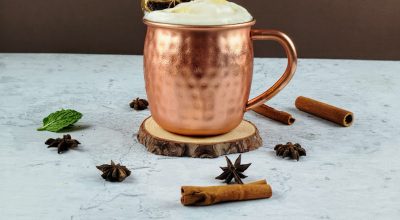 Moscow Mule com chá de gengibre e especiarias