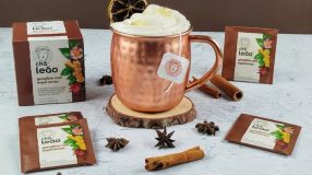 Moscow Mule com chá de gengibre e especiarias