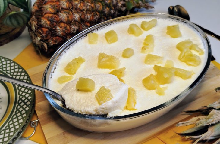 Mousse de abacaxi cremosa