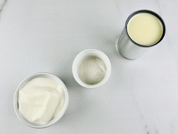 Ingredientes na bancada.