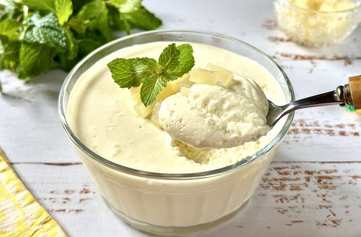 Mousse de abacaxi simples no liquidificador