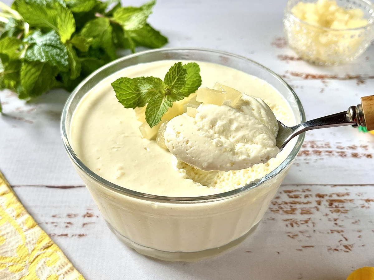 Mousse de abacaxi simples no liquidificador