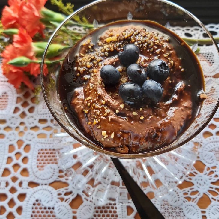 Mousse de chocolate com blueberries