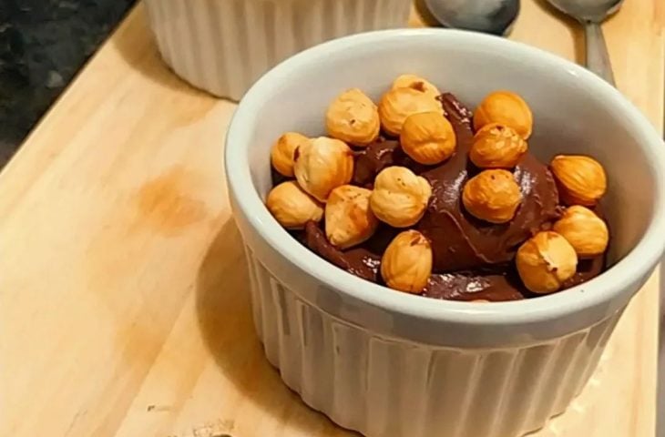 Mousse de chocolate e iogurte