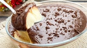 Mousse de leite Ninho com chocolate fácil