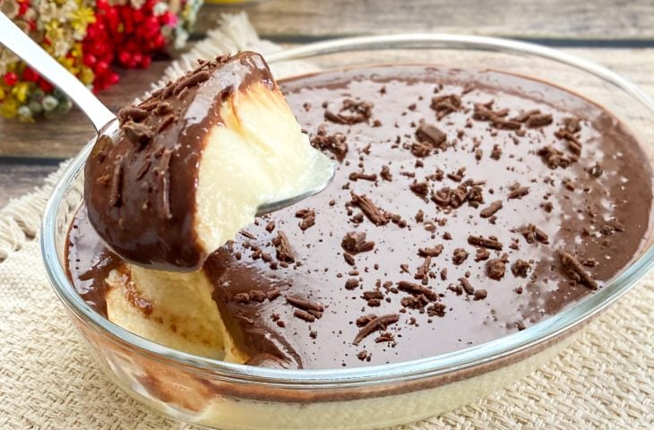 Mousse de leite Ninho com chocolate fácil