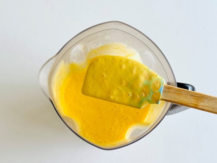 Gelatina adicionada ao liquidificador.