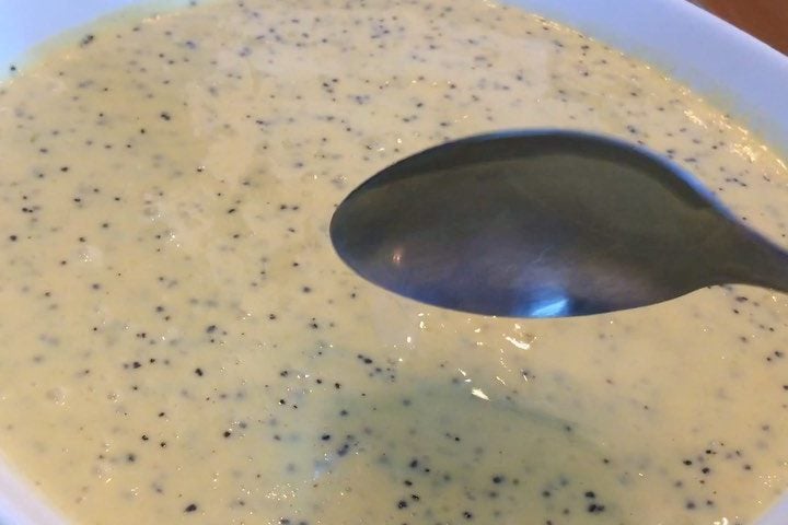 Mousse de maracujá com limão