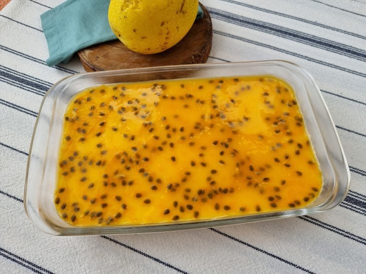 Mousse de maracujá fácil e cremosa - Passo a Passo