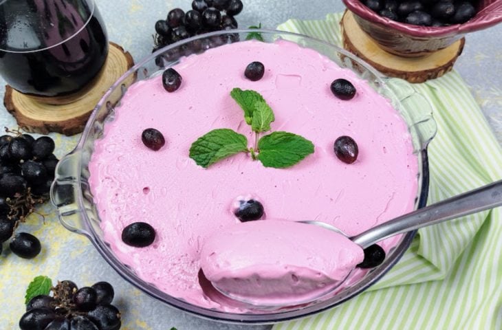 Mousse de uva com Tang