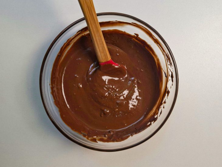 Chocolate derretido.