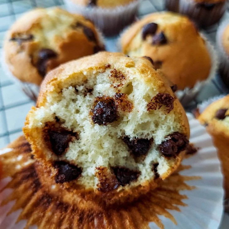 Muffin com gotas de chocolate