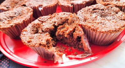 Muffin de brownie de chocolate