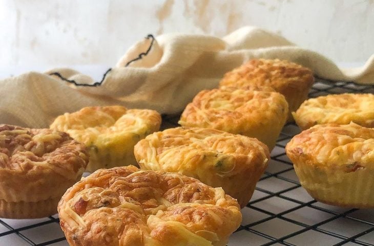 Muffin de polvilho com presunto e queijo