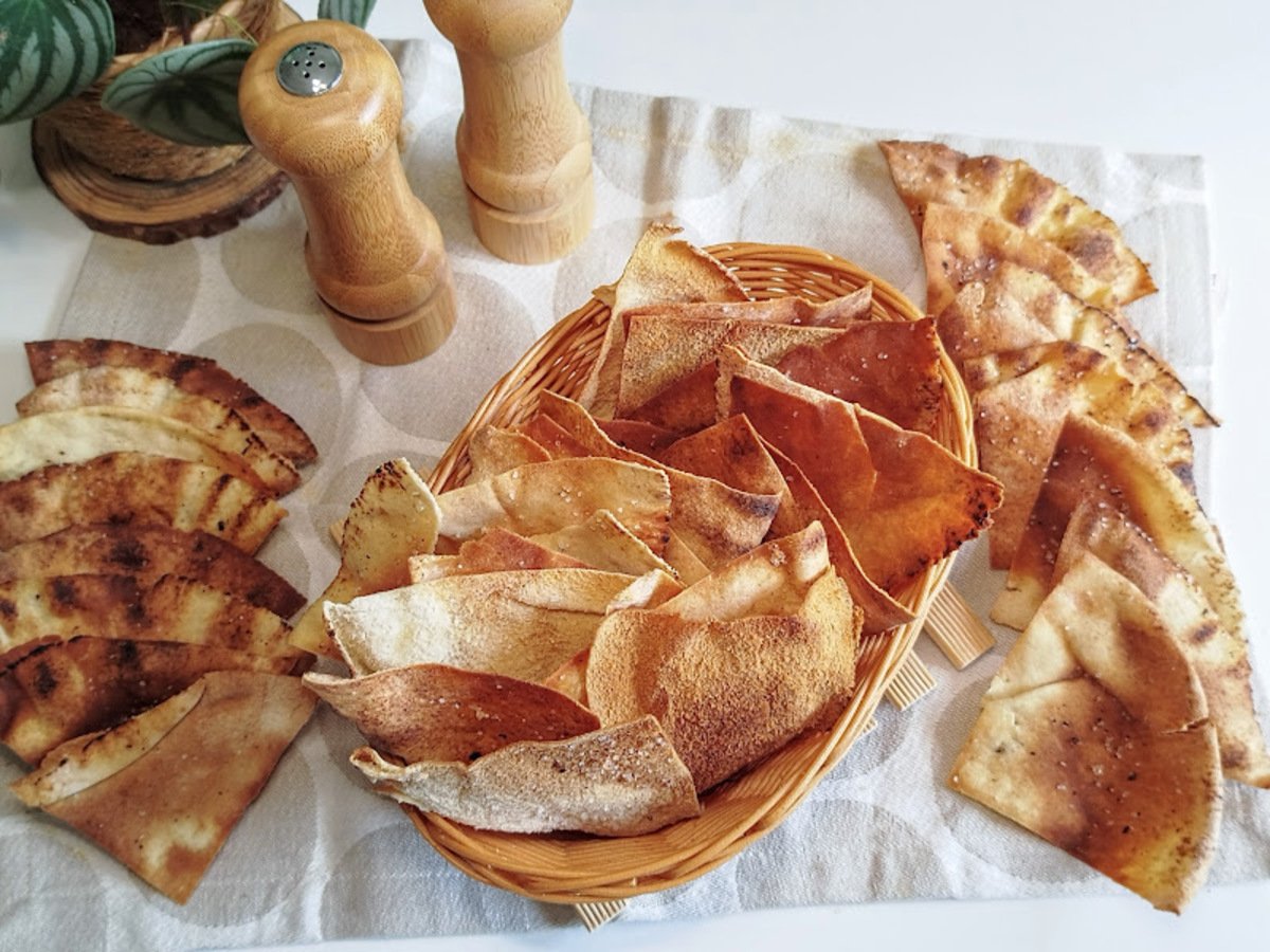Nachos com pão árabe