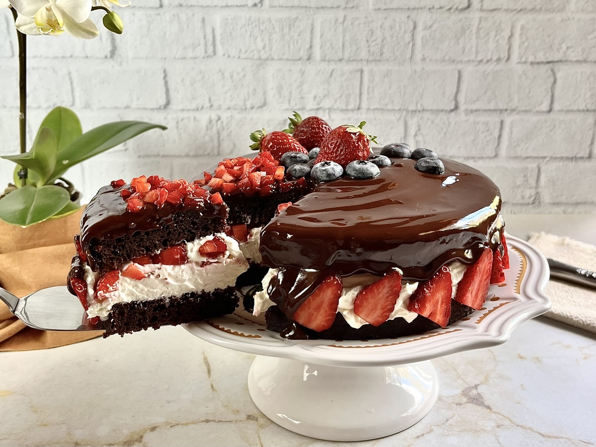 Naked cake de chocolate