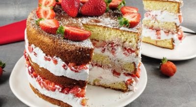 Naked cake de morango