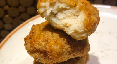 Nuggets de frango empanado com farinha de linhaça