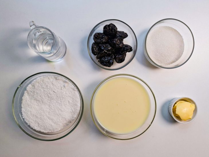 Ingredientes na bancada.