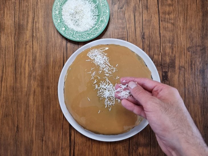 Bolo de coco com doce de leite - Passo a Passo