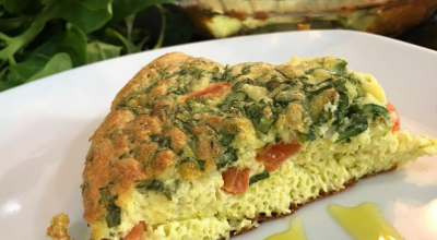 Omelete de forno de espinafre