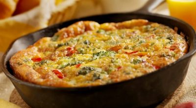 Omelete de frango de forno