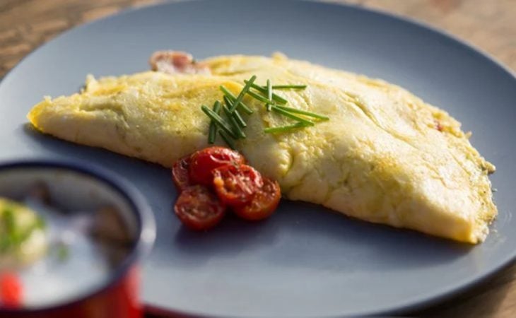 Omelete de frango recheado