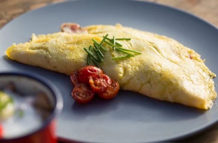 Omelete de frango recheado