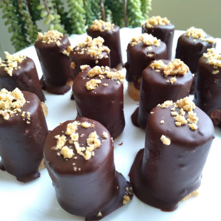 Paçoca rolha com chocolate