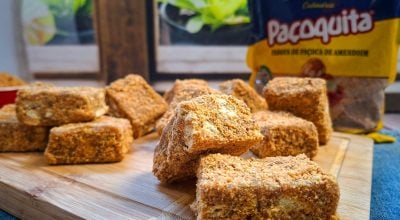 Palha italiana com farofa de paçoquita