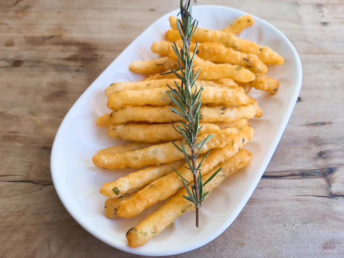 Palitinhos de batata crocante fácil