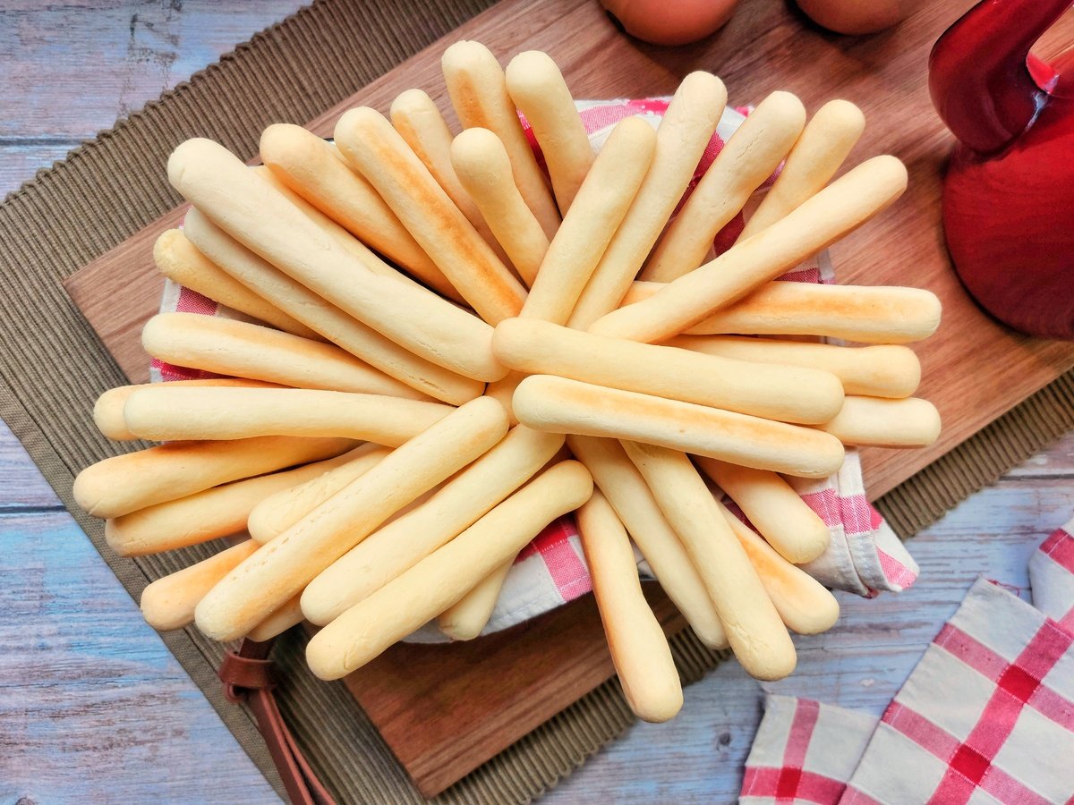 Palitos de queijo simples e crocantes