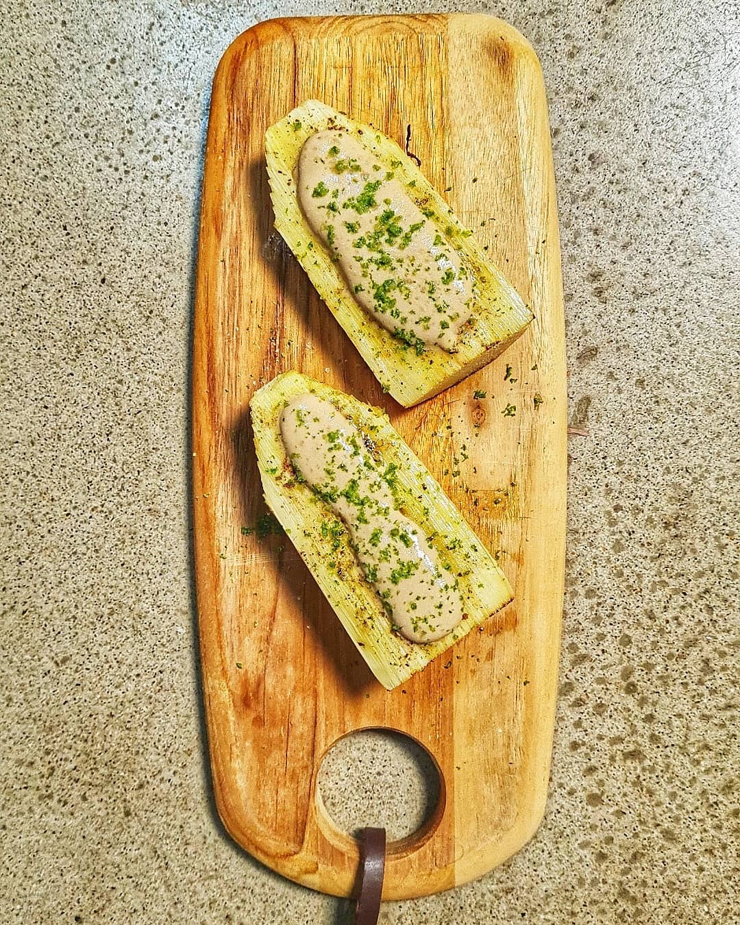 Palmito pupunha assado com creme de tofu