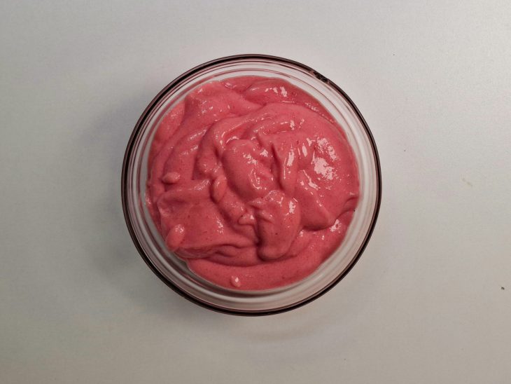 Creme de gelatina após ser batido no liquidificador.