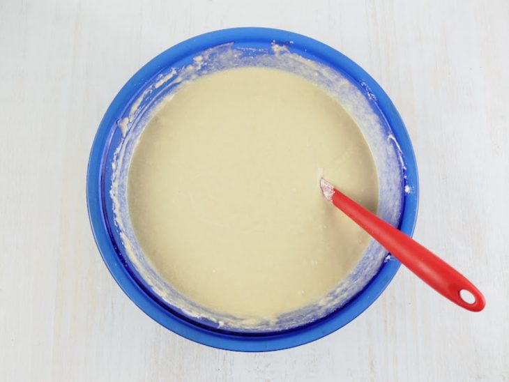 Mistura transferida para uma tigela.