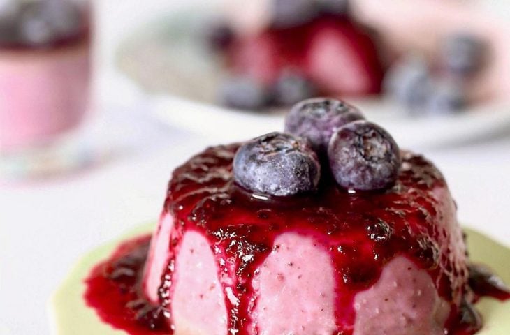 Panna cotta de blueberry