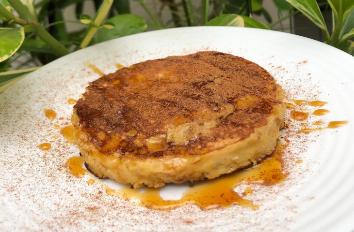 Panqueca de banana-prata