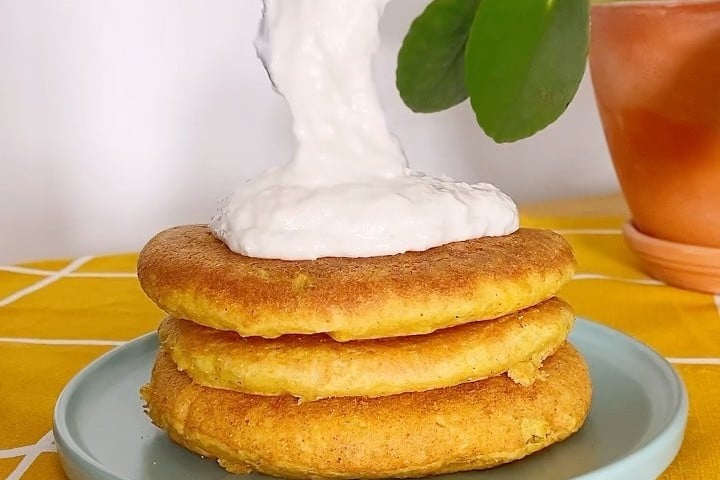 Panqueca de milho com coco vegana
