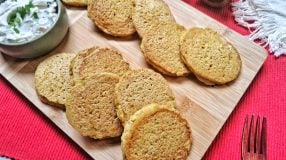 Panqueca vegana de grão-de-bico